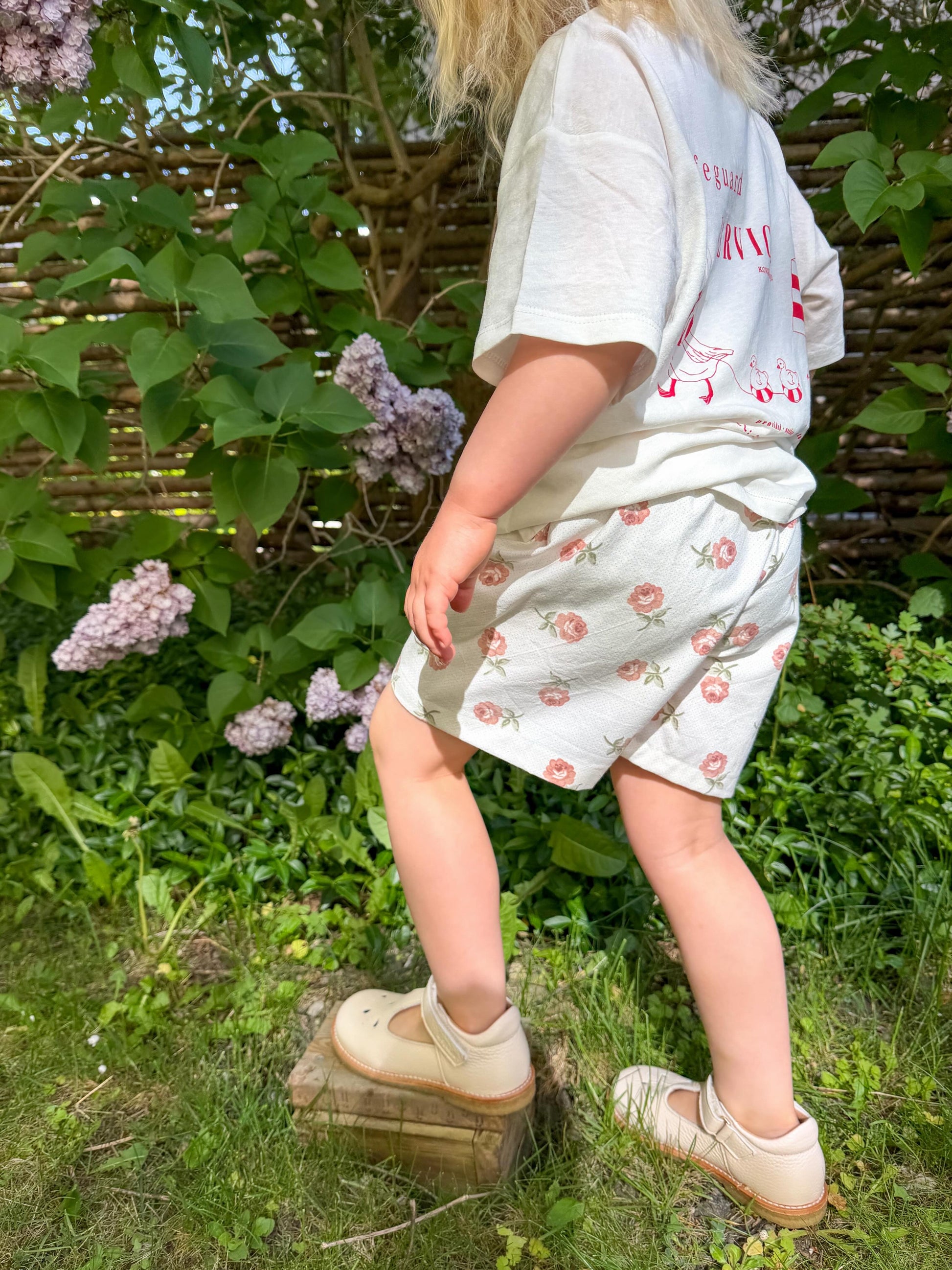 Lyse blomstershorts